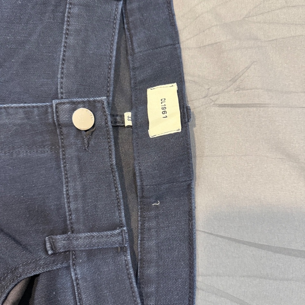 Jeans - Picture 2 of 5